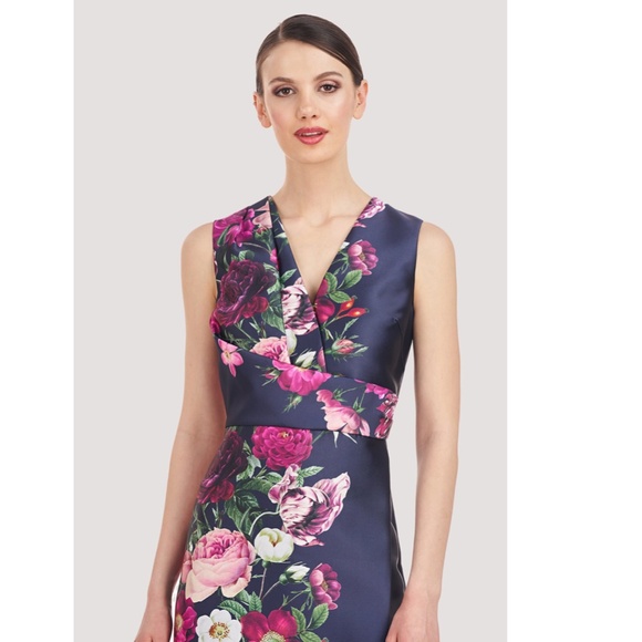 NEW KAY UNGER Coraline NAVY FLORAL SATIN Faux Wrap PLEATED Sheath COLUMN GOWN 8 - Picture 13 of 15